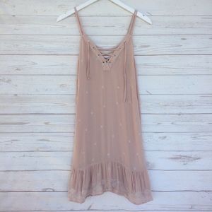 NWOT Kendall & Kylie Nude Pink Embroidered Dress